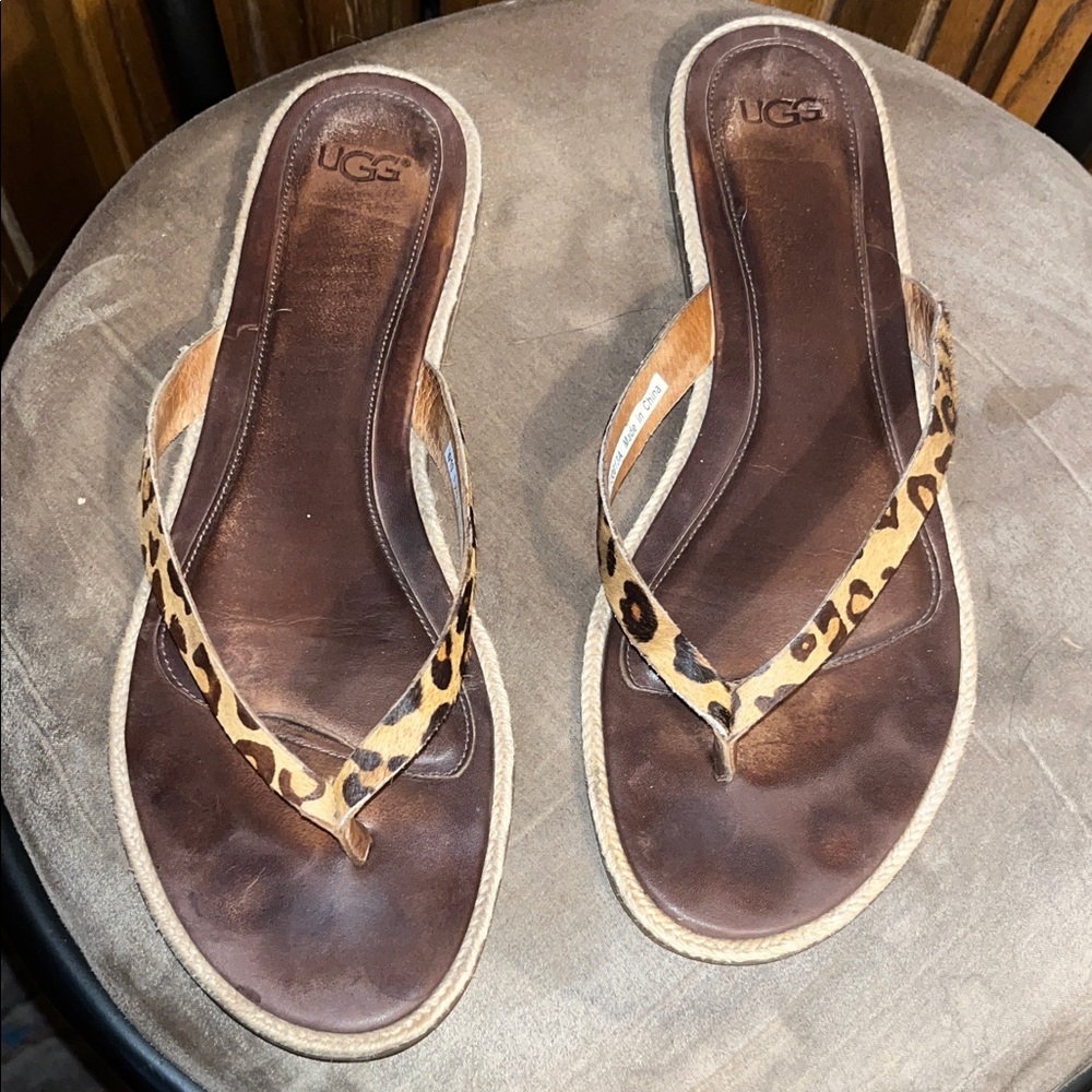 UGG Women's Sandals with Brown and Leopard Print